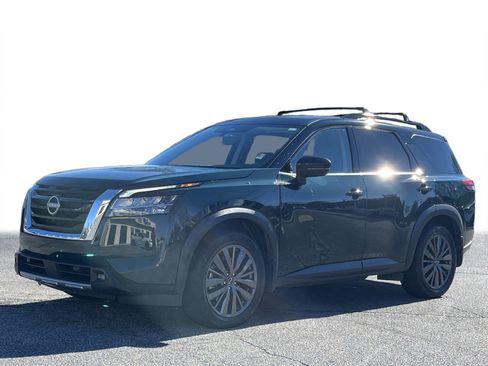 Used 2022 Nissan Pathfinder SL w/ SL Premium Package image 23