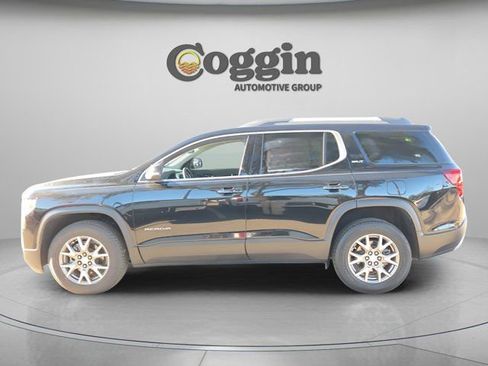 Used 2022 GMC Acadia SLT image 3