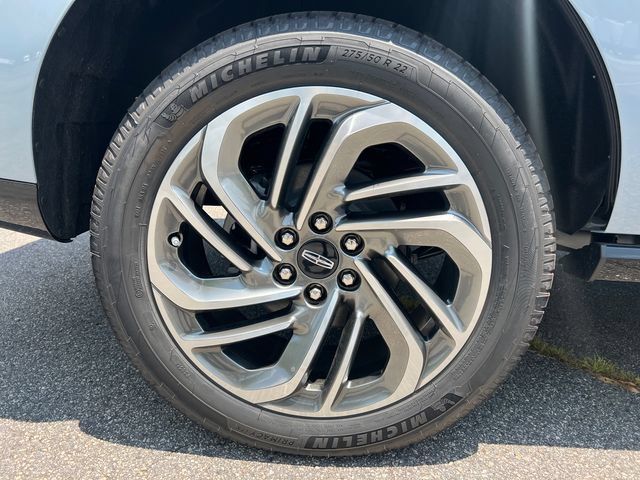 New 2026 Lincoln Navigator Reserve AWD/4WD image 21