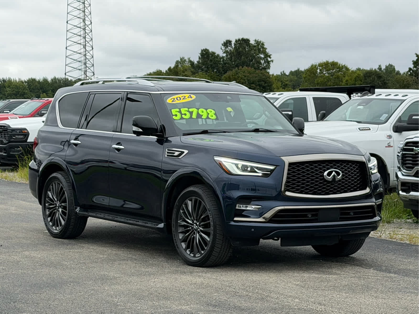 Used 2024 INFINITI QX80 Sensory AWD/4WD image 1