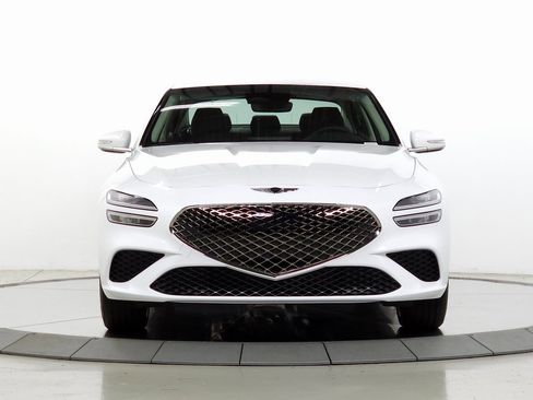 New 2025 Genesis G70 2.5T image 2