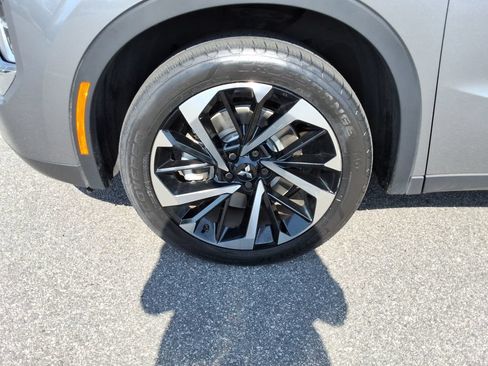 Used 2022 Mitsubishi Outlander SE FWD image 9
