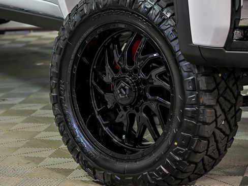 New 2026 GMC Sierra 2500 Denali w/ Technology Package AWD/4WD image 3