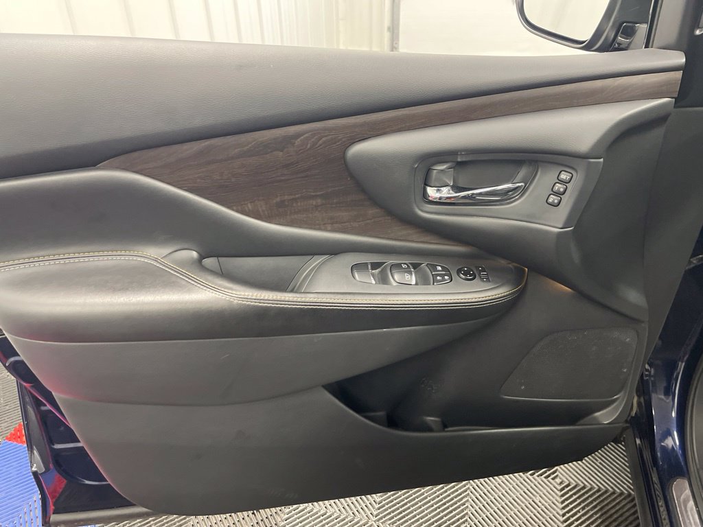 Used 2024 Nissan Murano Platinum AWD/4WD image 10