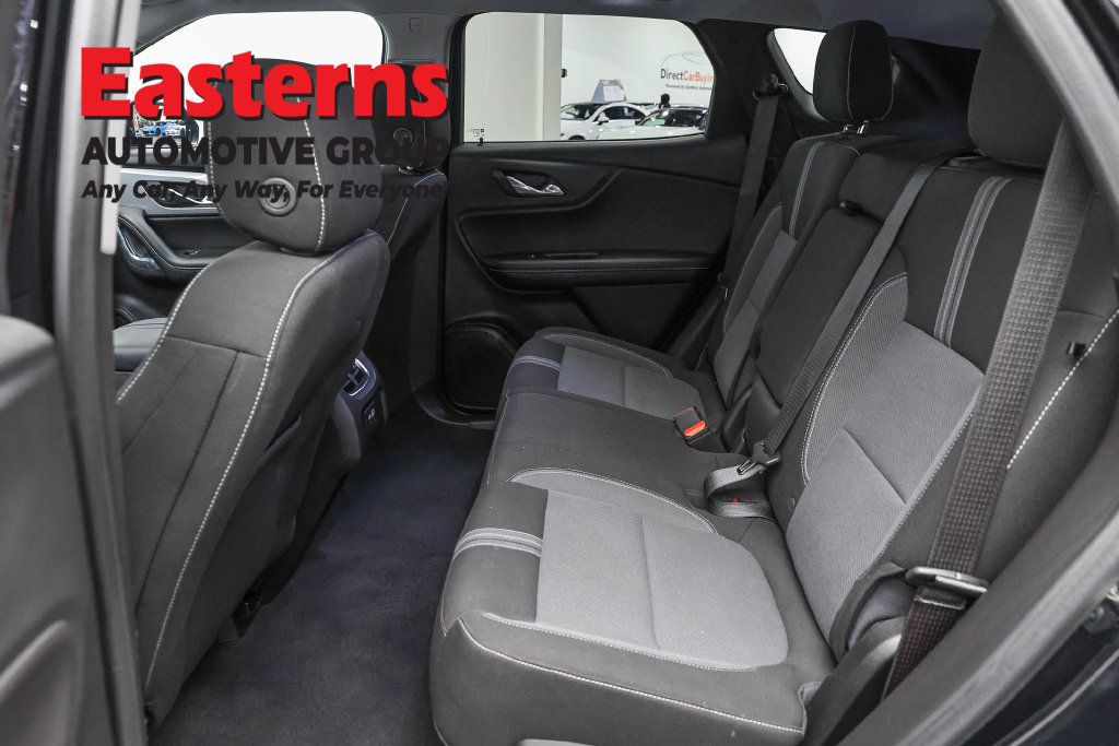 Used 2025 Chevrolet Blazer LT FWD image 23
