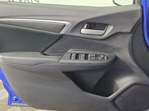 Used 2020 Honda Fit LX image 32