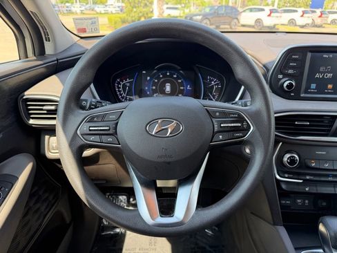 Used 2019 Hyundai Santa Fe SEL FWD image 15