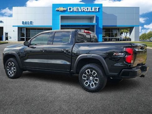 Used 2024 Chevrolet Colorado Z71 w/ Z71 Convenience Package 2 image 5