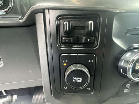 Used 2021 Ford F150 Lariat w/ Equipment Group 501A Mid AWD/4WD image 31