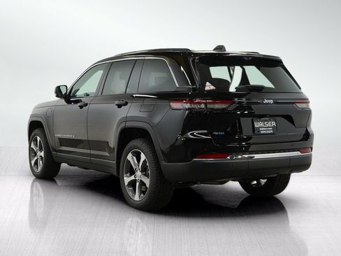 Used 2023 Jeep Grand Cherokee 4WD 4xe w/ Luxury Tech Group II image 3