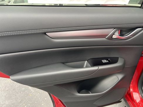 New 2025 MAZDA CX-5 AWD 2.5 S w/ Preferred Package image 26