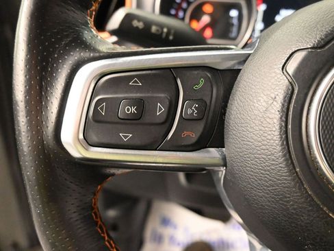 Used 2020 Jeep Gladiator Mojave AWD/4WD image 31
