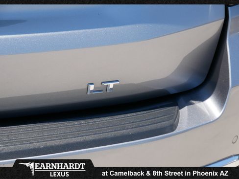 Used 2022 Chevrolet Tahoe LT w/ Luxury Package RWD image 6