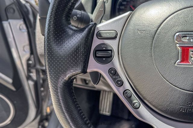 Used 2011 Nissan GT-R Premium AWD/4WD image 48