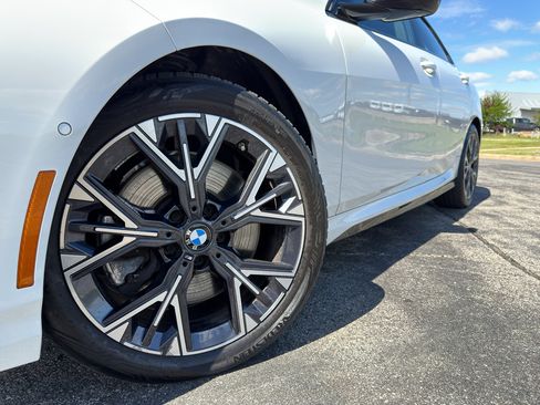 Used 2025 BMW 228i xDrive AWD/4WD image 9