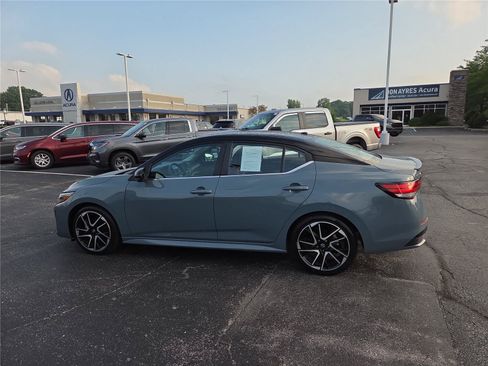 Used 2024 Nissan Sentra SR w/ SR Premium Package FWD image 27