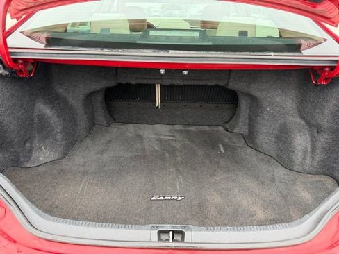 Used 2013 Toyota Camry LE image 30