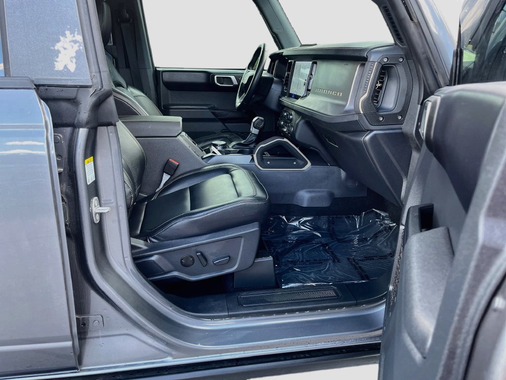 Used 2025 Ford Bronco Badlands AWD/4WD image 28
