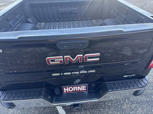 Used 2019 GMC Sierra 1500 SLT w/ SLT Premium Package AWD/4WD image 6