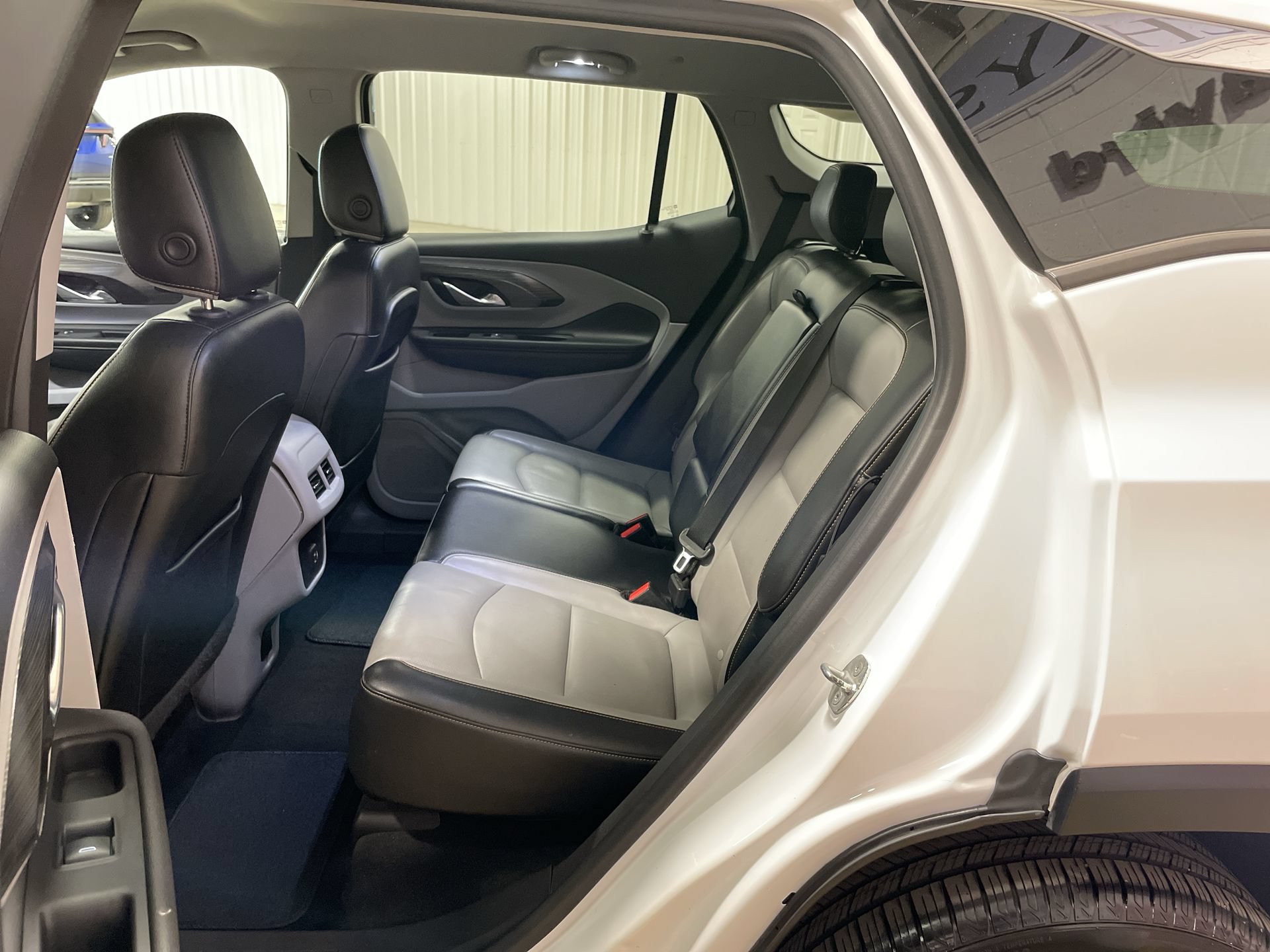 Used 2020 GMC Terrain SLT w/ Preferred Package FWD image 22