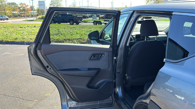 Certified 2023 Nissan Rogue S AWD/4WD image 21