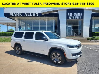 Used 2024 Jeep Wagoneer L Series II w/ Flexible Seating Group