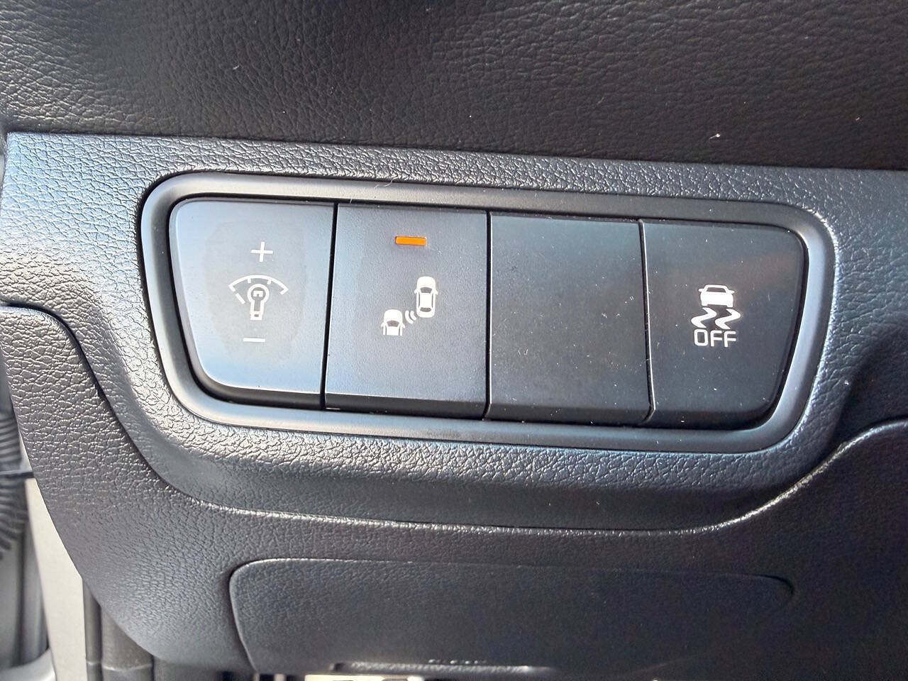 Used 2023 Kia Forte GT-Line w/ GT-Line Technology Package FWD image 39