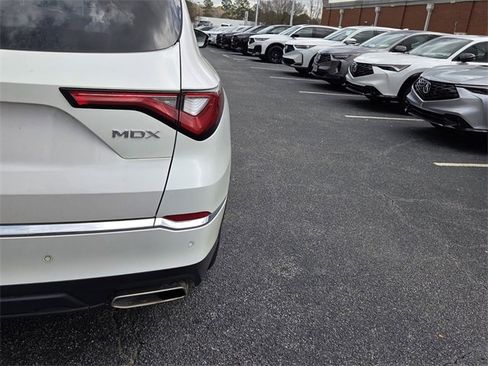 Used 2024 Acura MDX FWD w/ Technology Package image 12