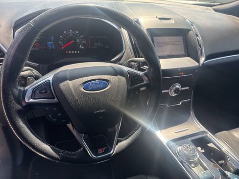 Used 2019 Ford Edge ST AWD/4WD image 9