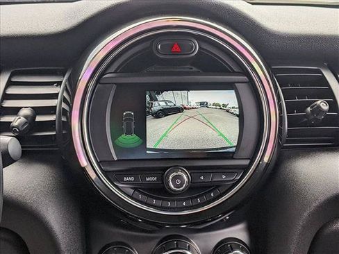 Used 2019 MINI Cooper 2-Door Hardtop FWD image 14