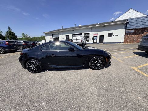 Used 2025 Toyota GR86 RWD image 11