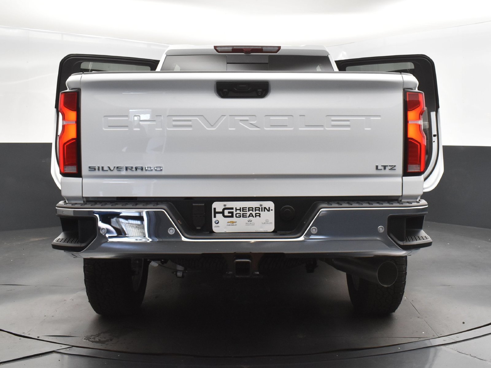 Used 2025 Chevrolet Silverado 2500 LTZ w/ LTZ Convenience Package AWD/4WD image 55