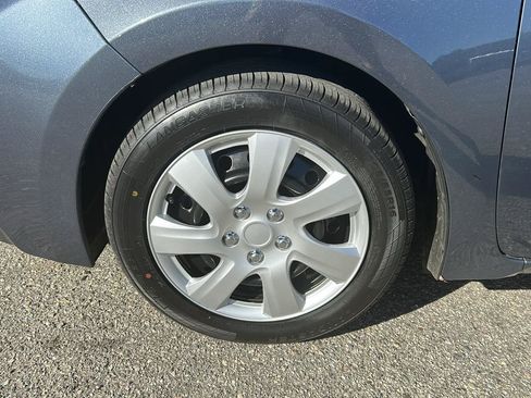 Used 2014 Toyota Corolla LE FWD image 28