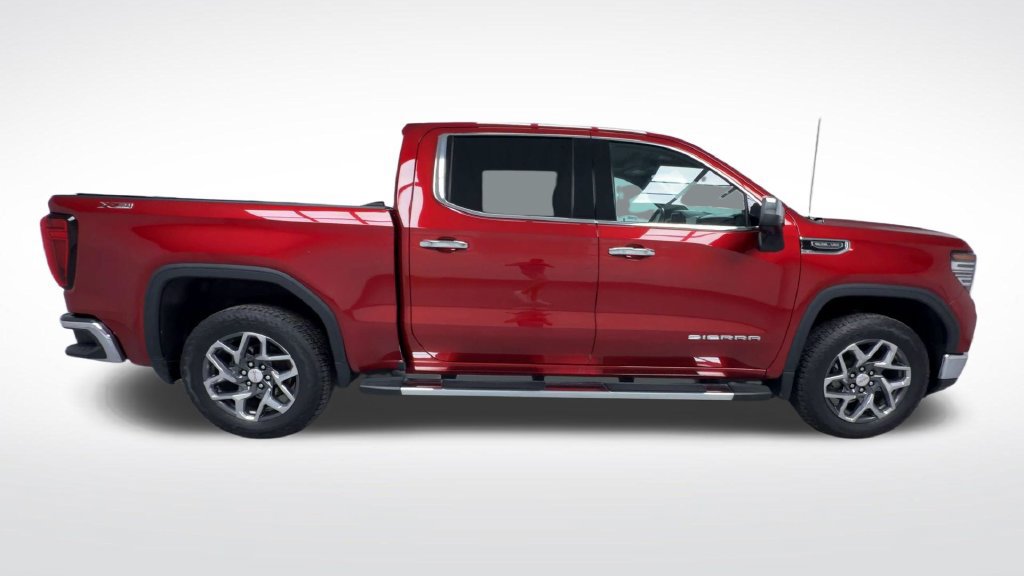 Used 2024 GMC Sierra 1500 SLT w/ SLT Premium Plus Package AWD/4WD image 11