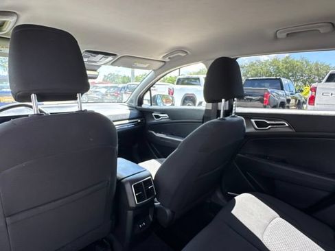 Used 2026 Kia Sportage LX FWD image 20