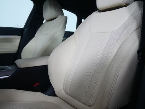 New 2026 BMW i4 eDrive40 w/ M Sport Package image 11