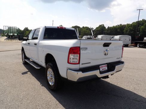 Used 2024 RAM 2500 Big Horn AWD/4WD image 5
