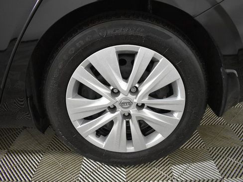 Certified 2025 Nissan Sentra S image 36