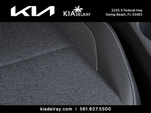 New 2025 Kia Seltos S image 24