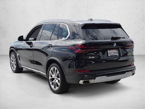 Used 2026 BMW X5 xDrive40i AWD/4WD image 8