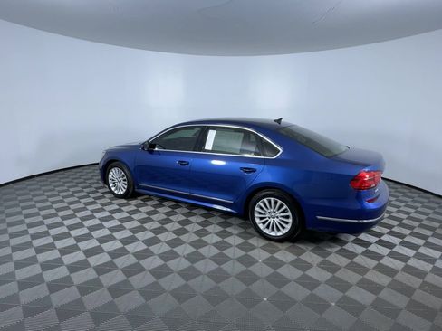 Used 2016 Volkswagen Passat 1.8T SE w/ Lighting Package (P06) image 6