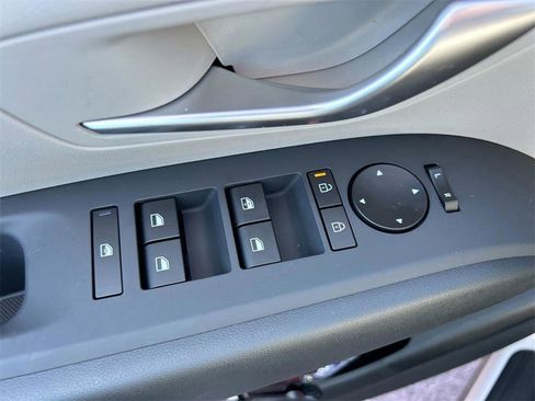 New 2026 Hyundai Tucson SE image 22