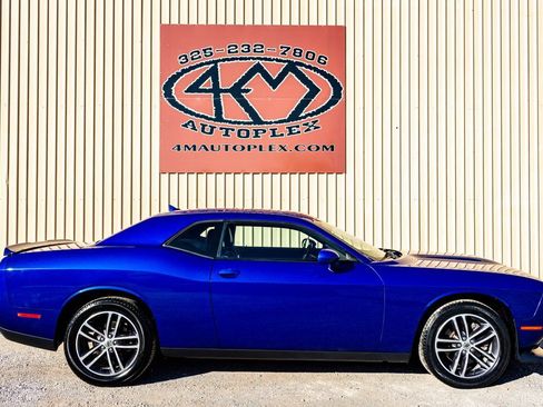 Used 2019 Dodge Challenger GT w/ Plus Package image 2