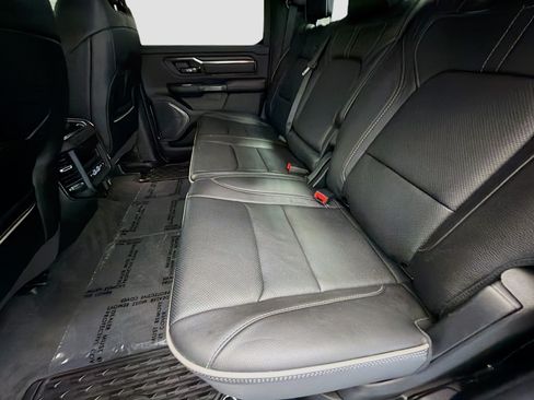 Used 2024 RAM 1500 Limited AWD/4WD image 12