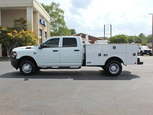 Used 2024 RAM 3500 Tradesman AWD/4WD image 11
