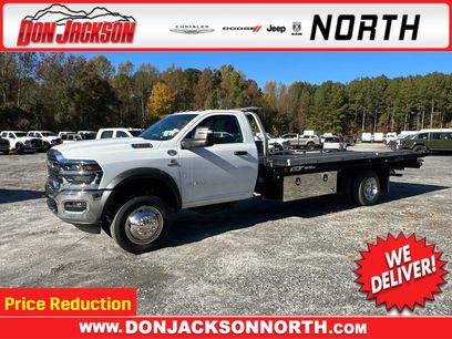 New 2025 RAM 5500 4x4 Regular Cab