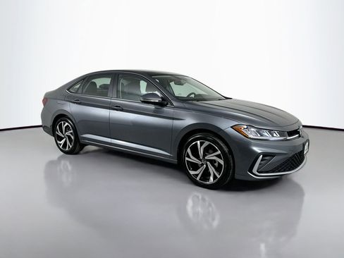 New 2026 Volkswagen Jetta SEL image 3