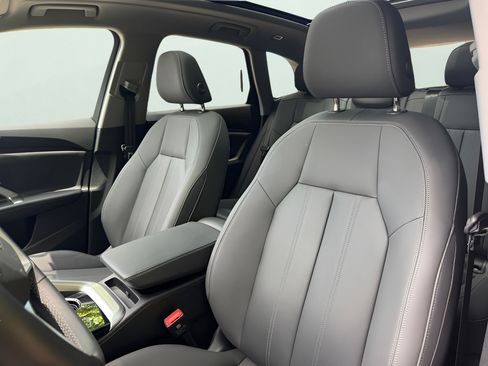 Certified 2025 Audi Q5 Premium Plus w/ Premium Plus AWD/4WD image 55