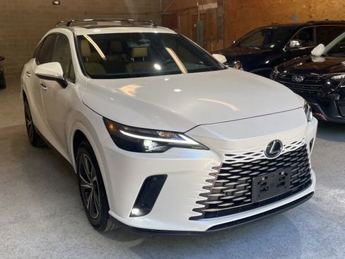 Used 2023 Lexus RX 350 Premium w/ Accessory Package AWD/4WD image 7