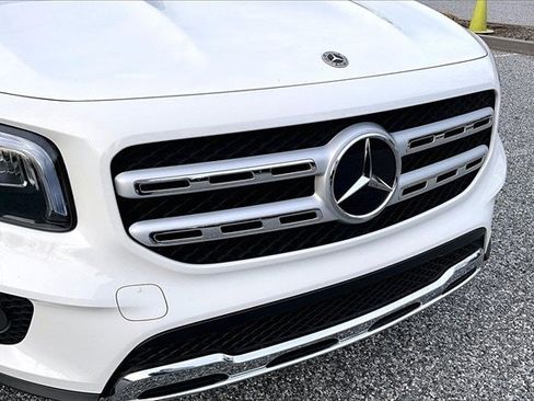 Certified 2023 Mercedes-Benz GLB 250 4MATIC image 36